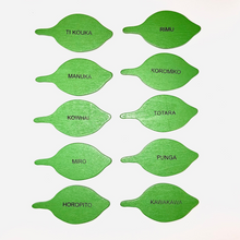 Load image into Gallery viewer, Native NZ Wooden Tree