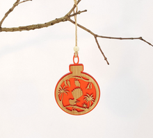 Load image into Gallery viewer, Wooden Ornaments - Fantail