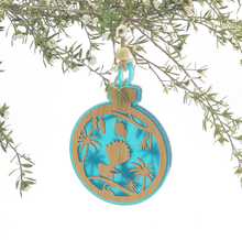 Load image into Gallery viewer, Wooden Ornaments - Fantail