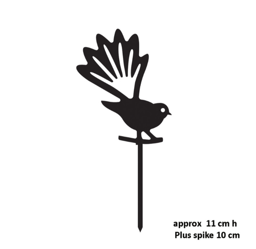 BAMD303 Fantail Mini Garden Art Black