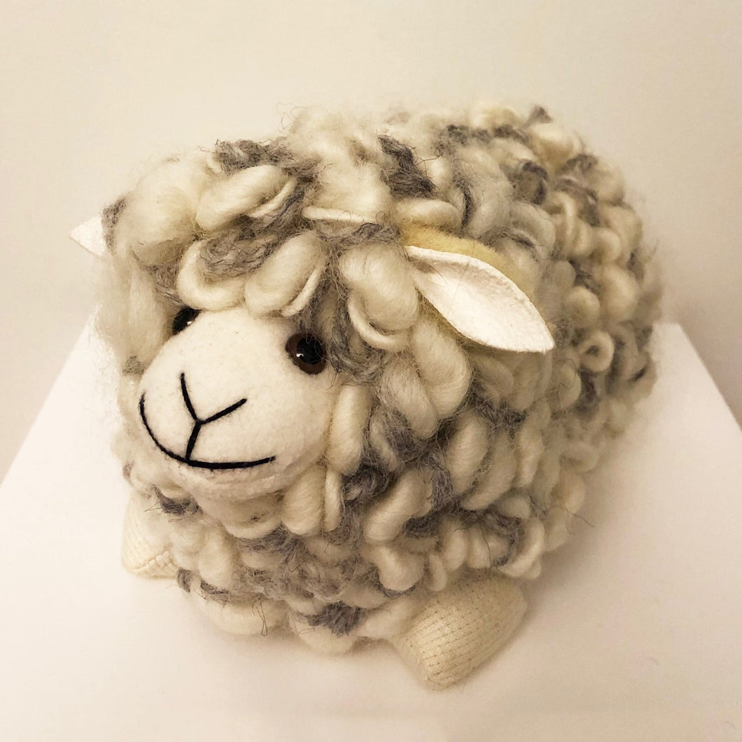 WOOLBERTB Textured Wool Loop Sheep