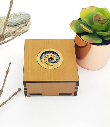 Small Trinket Box: Koru (tkbskr)