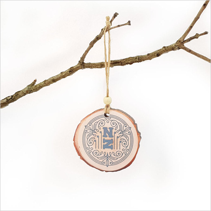 Wood Slice Ornaments – Waitomo Glowworm Cave Online Gift Shop